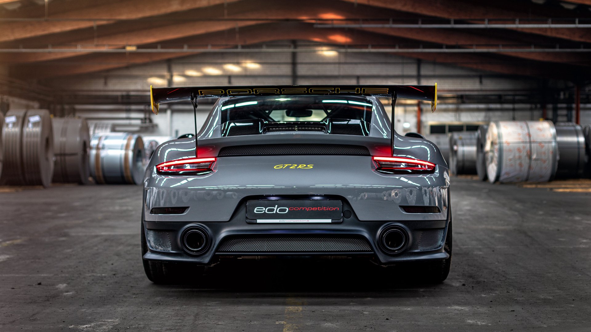 球队是否构建对压迫型对手的专属战术模板，球队是否构建对压迫型对手的专属战术模板