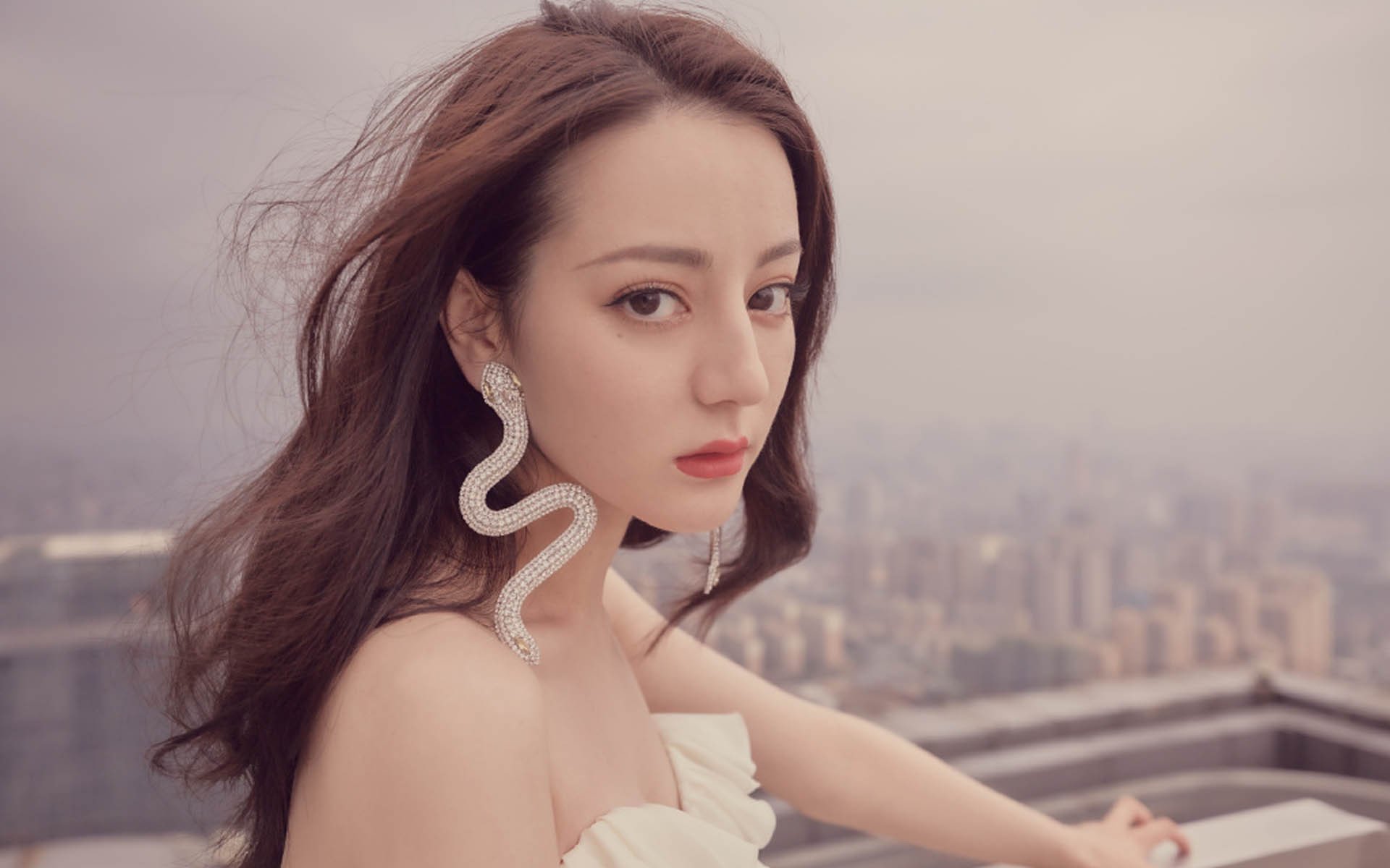 C罗社交平台晒训练照回应质疑，c罗的社交平台